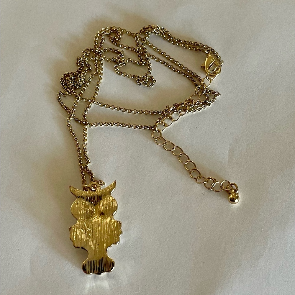 Cute NWOT Gold Owl Necklace - Picture 5 of 6